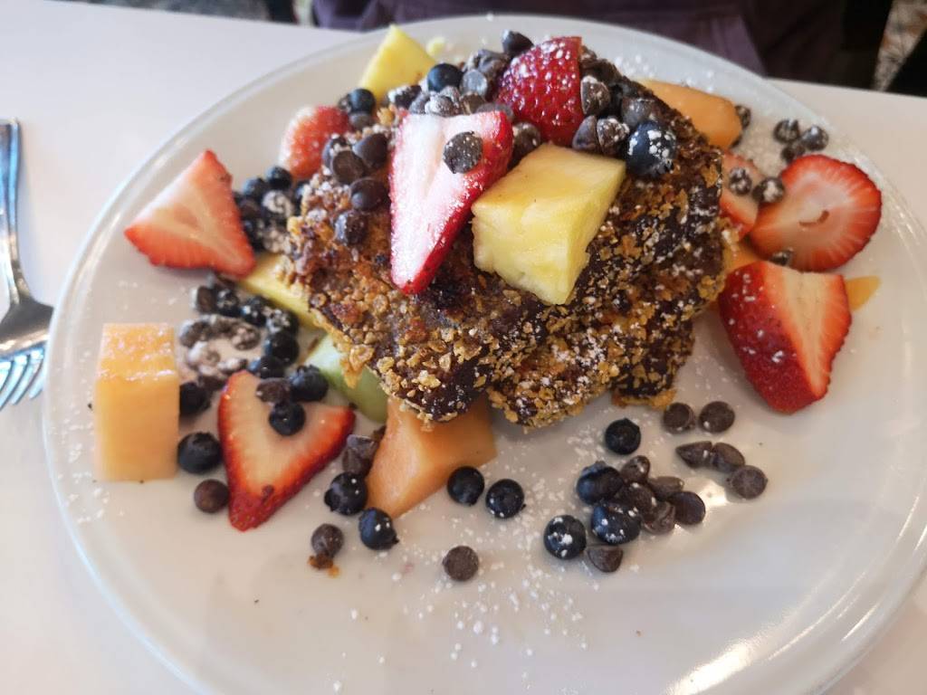 B & M Restaurant | restaurant | 6200 Avenue Somerled, Montréal, QC H3X 2B5, Canada | 5144881555 OR +1 514-488-1555