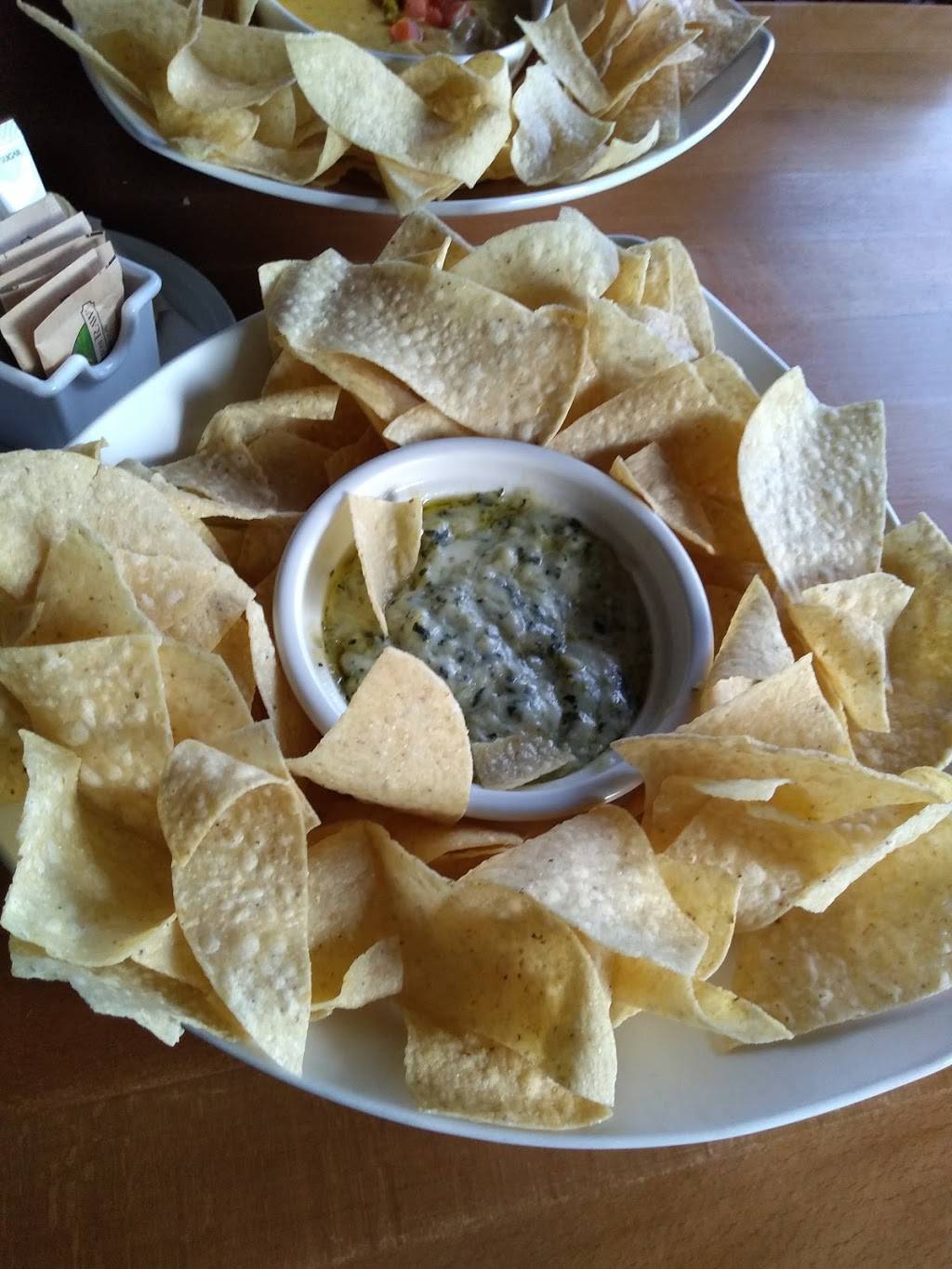 Bâton Rouge Steakhouse & Bar | restaurant | 336 Bayfield St, Barrie, ON L4M 3B9, Canada | 7057267171 OR +1 705-726-7171