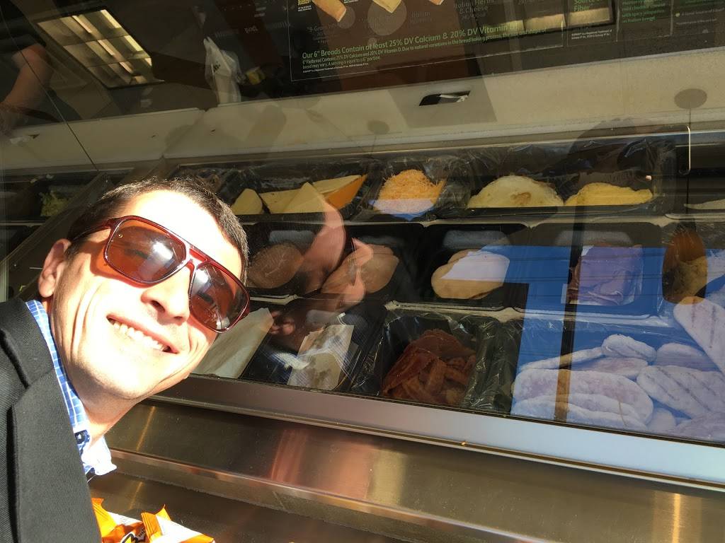 Subway Restaurants | restaurant | 1900 Hillhurst Ave, Los Angeles, CA 90027, USA | 3236647827 OR +1 323-664-7827
