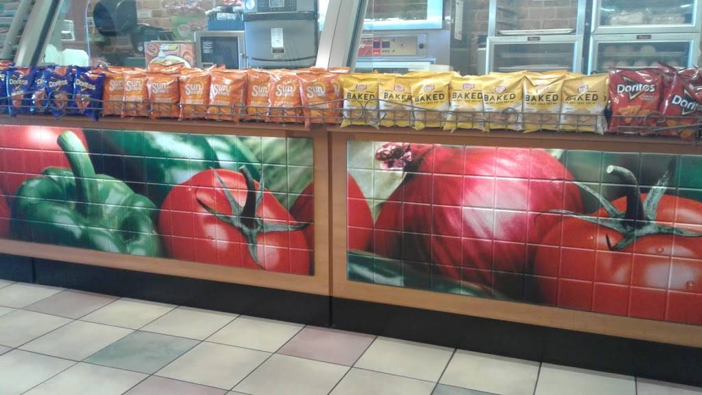 Subway | restaurant | 10201 Hammocks Blvd, Miami, FL 33196, USA | 3054084800 OR +1 305-408-4800