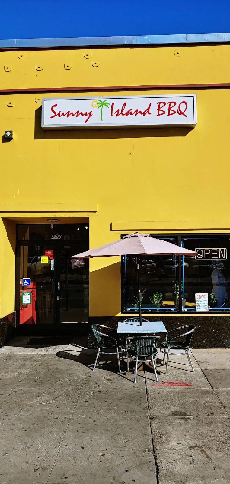 Sunny Island BBQ | meal takeaway | 304 E Santa Clara St Suite B, San Jose, CA 95113, USA | 4085647287 OR +1 408-564-7287