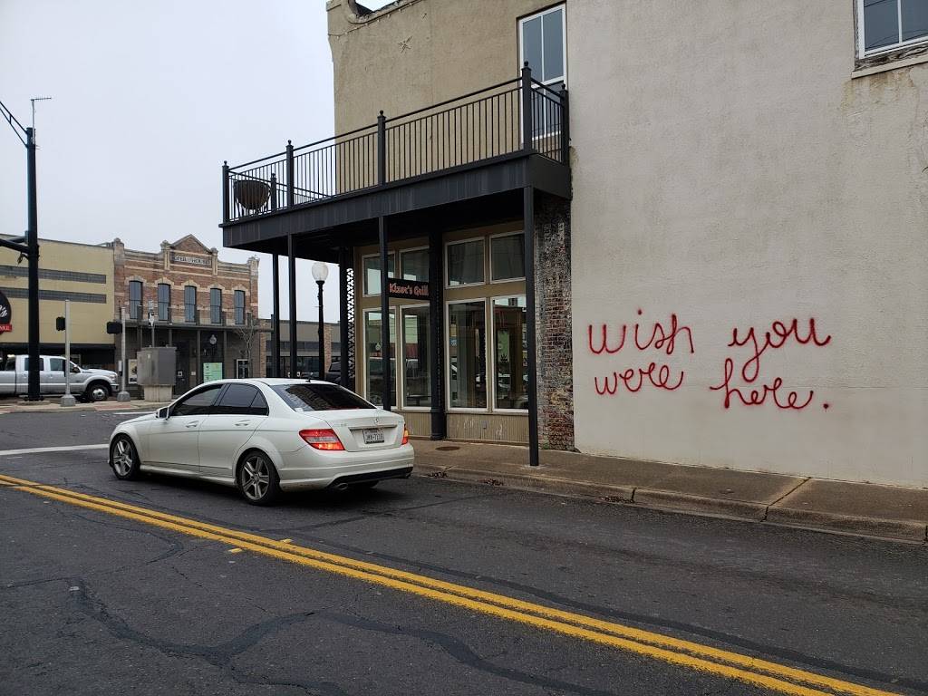 Kizers Grill | restaurant | 127 E Main St, Henderson, TX 75652, USA | 9037222284 OR +1 903-722-2284