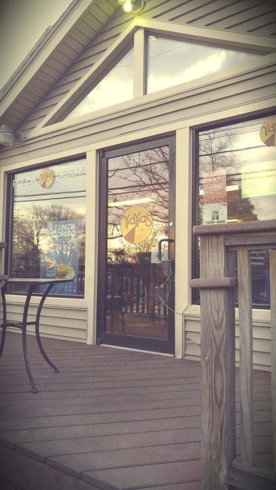 Yia Yias Pizza Café | restaurant | 381 Sconticut Neck Rd, Fairhaven, MA 02719, USA | 5089901919 OR +1 508-990-1919