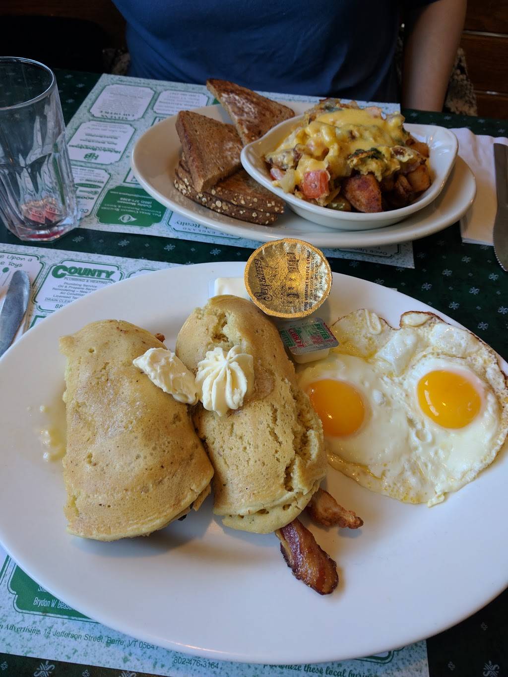 McCarthys Restaurant | restaurant | 454 Mountain Rd, Stowe, VT 05672, USA | 8022538626 OR +1 802-253-8626