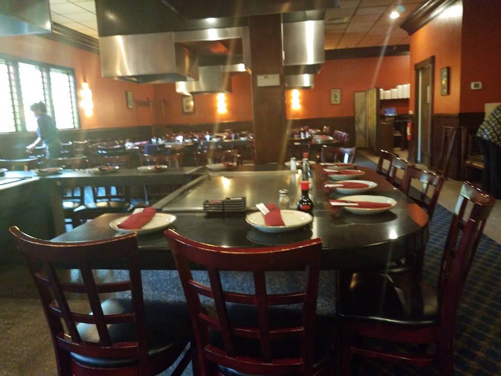 Fujiyama Japanese Steakhouse | restaurant | 2930 Capital Mall Dr SW, Olympia, WA 98502, USA | 3603529888 OR +1 360-352-9888