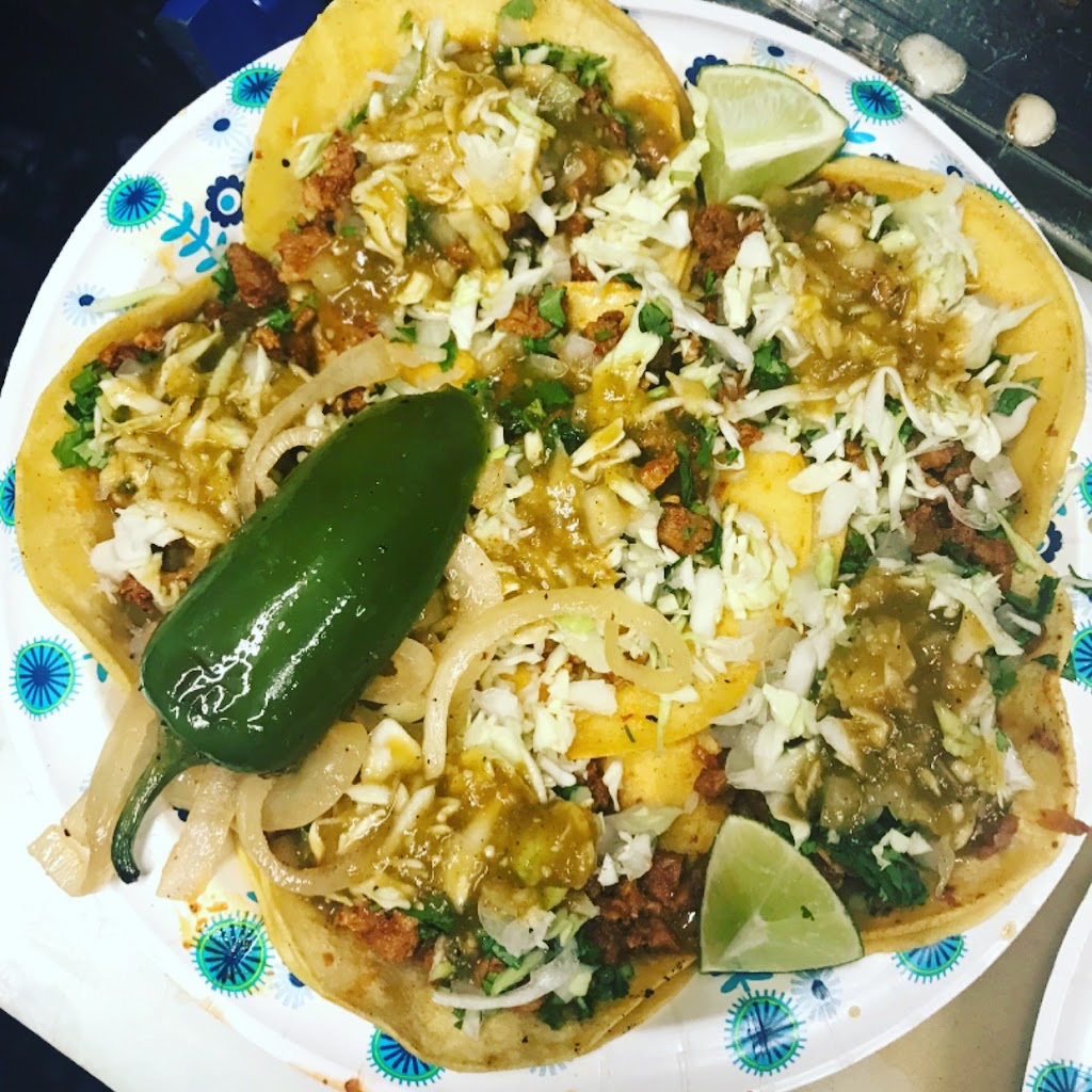 Tacos El Bash | restaurant | 207 E 19th St, San Angelo, TX 76903, USA | 3252623431 OR +1 325-262-3431