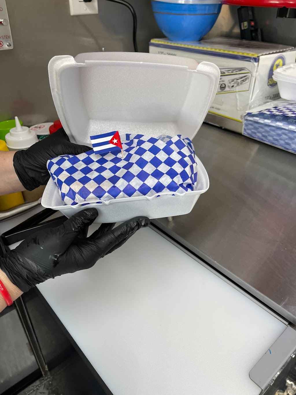 Havanas Food Truck | restaurant | 3225 FM 1960, Humble, TX 77338, USA | 8327924767 OR +1 832-792-4767