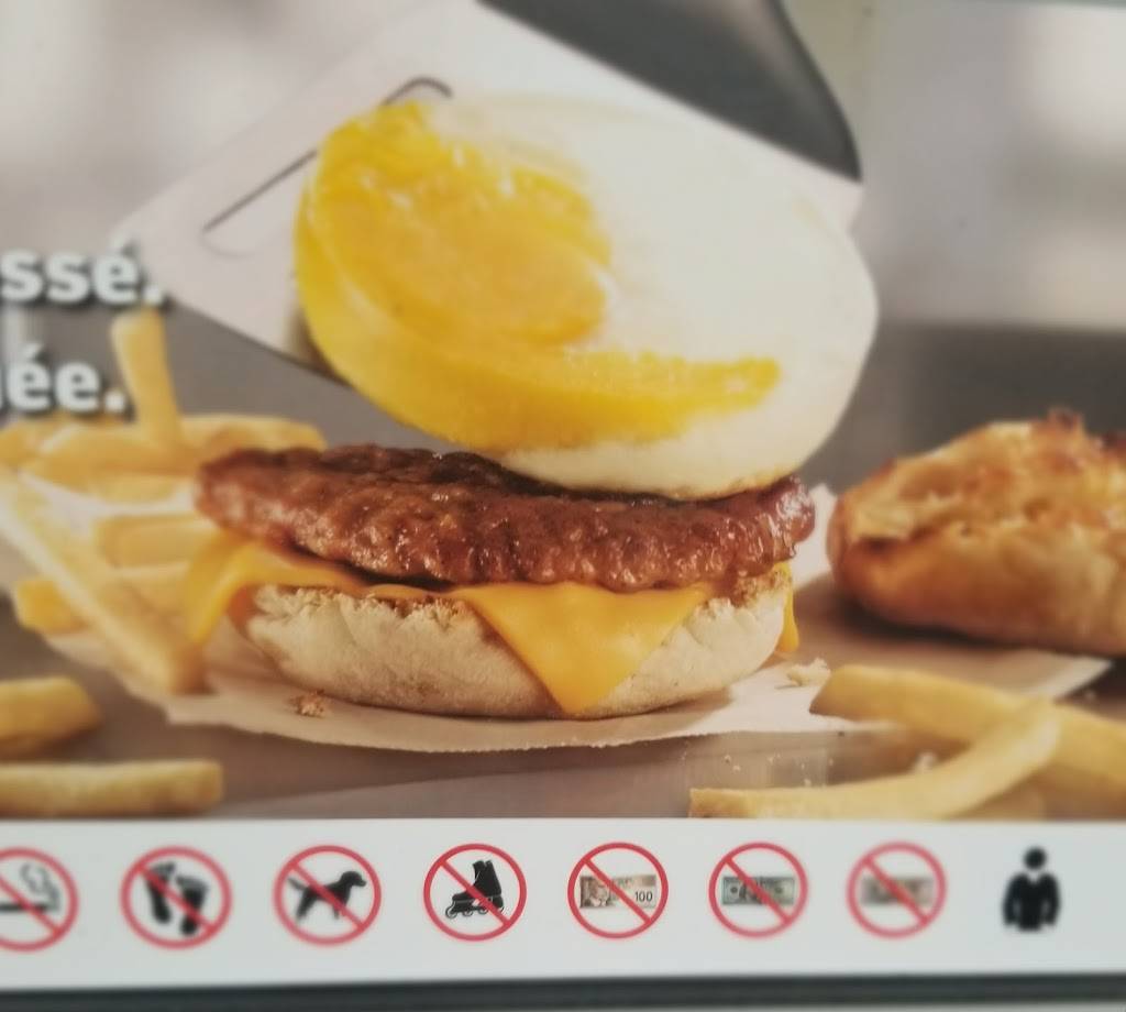 McDonalds | cafe | 11535 1ᴱ Avenue, Saint-Georges, QC G5Y 7H5, Canada | 4182260255 OR +1 418-226-0255