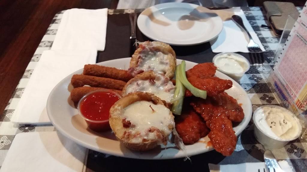 Seapoint | restaurant | 367 E 8th St, South Boston, MA 02127, USA | 6172681476 OR +1 617-268-1476