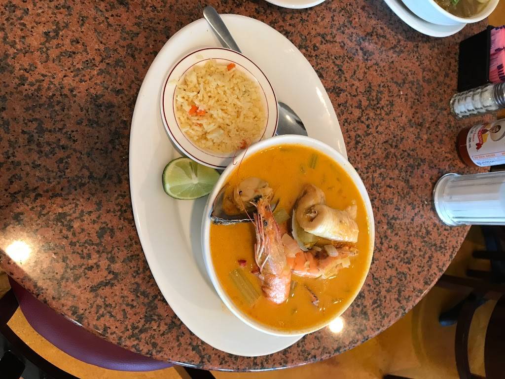 El Caballo Blanco Bar & Grill | restaurant | 6028 S Gessner Rd, Houston, TX 77036, USA | 7137711240 OR +1 713-771-1240