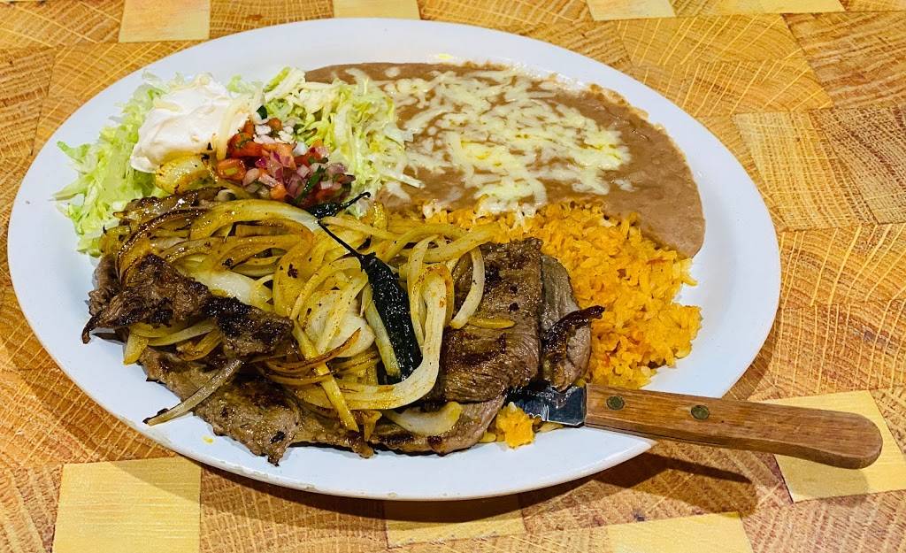 Tequilas Mexican Grill | restaurant | 8176 US-31, Calera, AL 35040, USA | 2056908217 OR +1 205-690-8217