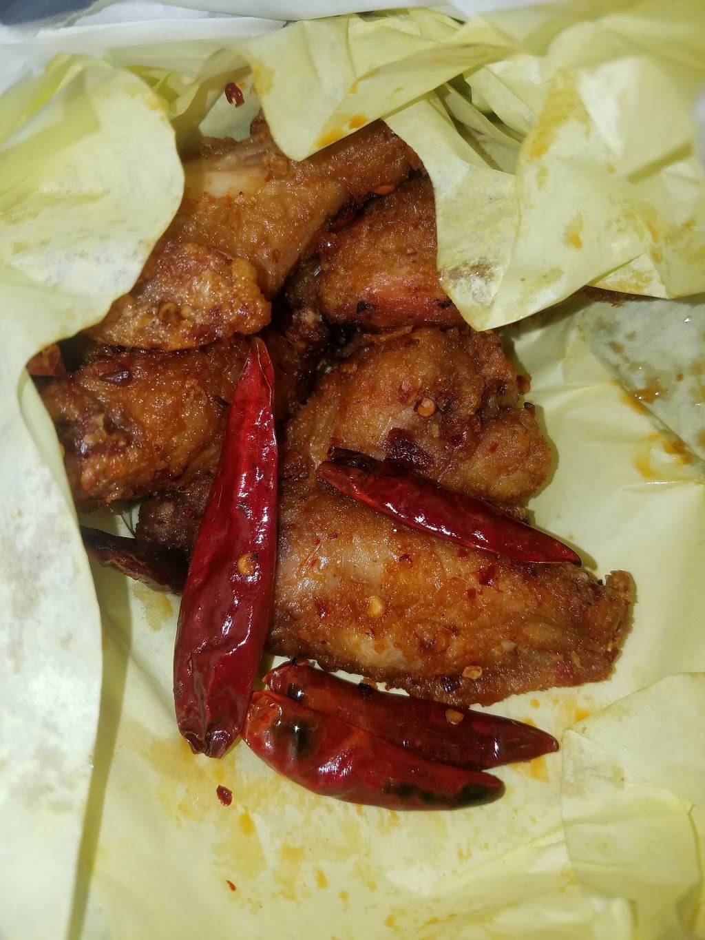 Louisiana Famous Fried Chicken & Chinese Food | restaurant | 4400 S Central Ave, Los Angeles, CA 90011, USA | 3232322005 OR +1 323-232-2005