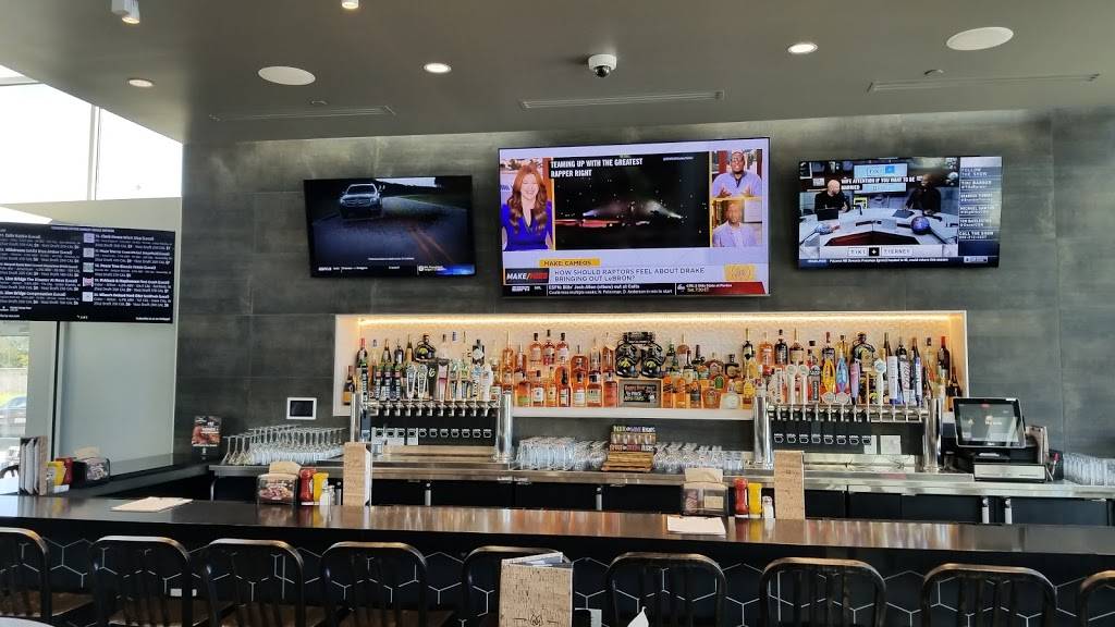 Hy-Vee Market Grille Express | restaurant | 3285 Crosspark Rd, Coralville, IA 52241, USA | 3196652220 OR +1 319-665-2220