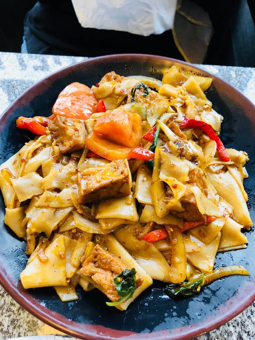 Little Buddha | restaurant | Summer St, Stamford, CT 06905, USA | 2033569166 OR +1 203-356-9166