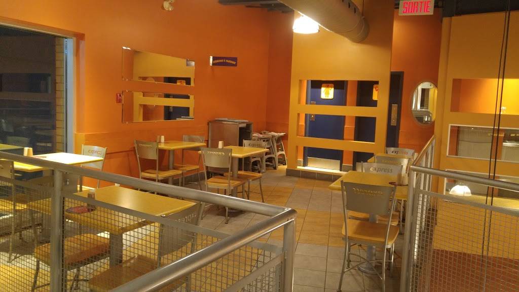 St-Hubert Express | restaurant | 2772 Ch Ste-Foy, Québec, QC G1V 1V7, Canada | 4186581234 OR +1 418-658-1234