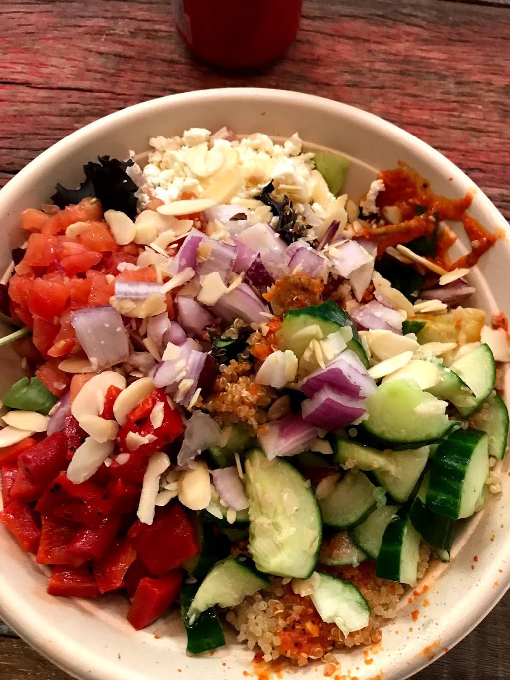 Freshii | restaurant | 6795 Airport Rd, Mississauga, ON L4V 1E6, Canada | 4373177805 OR +1 437-317-7805