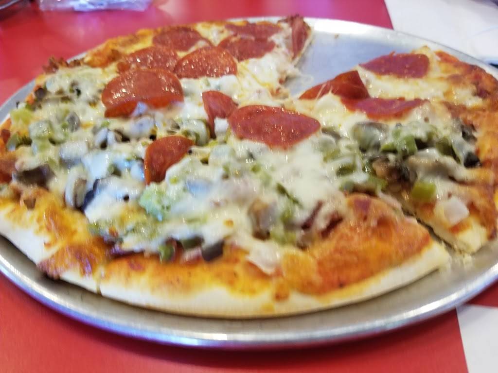 Romas Pizza | meal takeaway | 121 E Bethalto Dr, Bethalto, IL 62010, USA | 6183775800 OR +1 618-377-5800