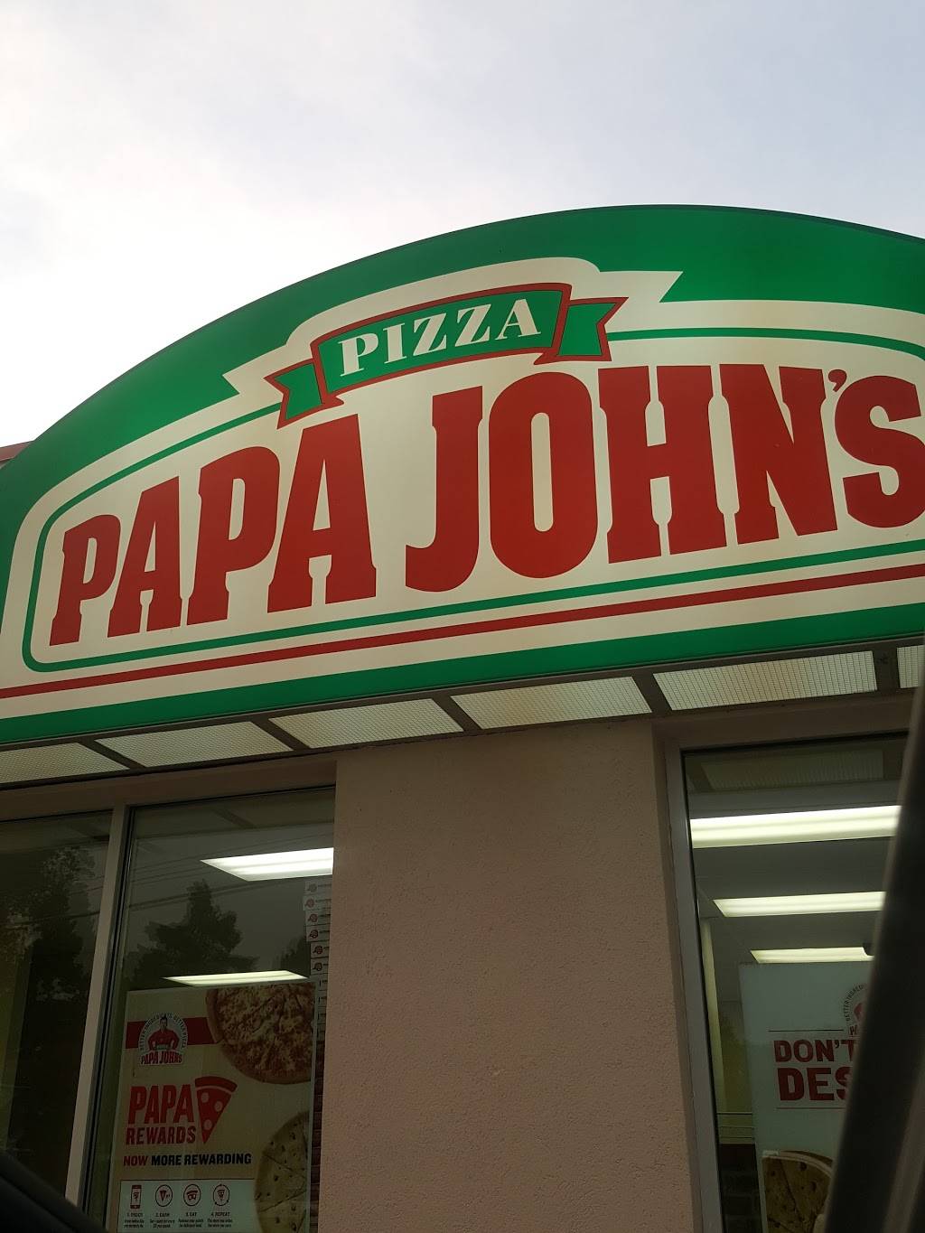 Papa Johns Pizza | restaurant | 2812 Old Forest Rd, Lynchburg, VA 24501, USA | 4343843800 OR +1 434-384-3800