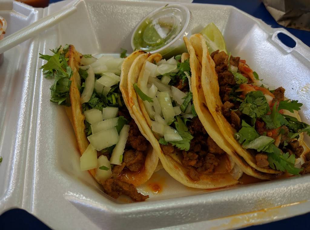 Tacos Rojas | restaurant | 737 13th St SW, Roanoke, VA 24016, USA | 5402667636 OR +1 540-266-7636