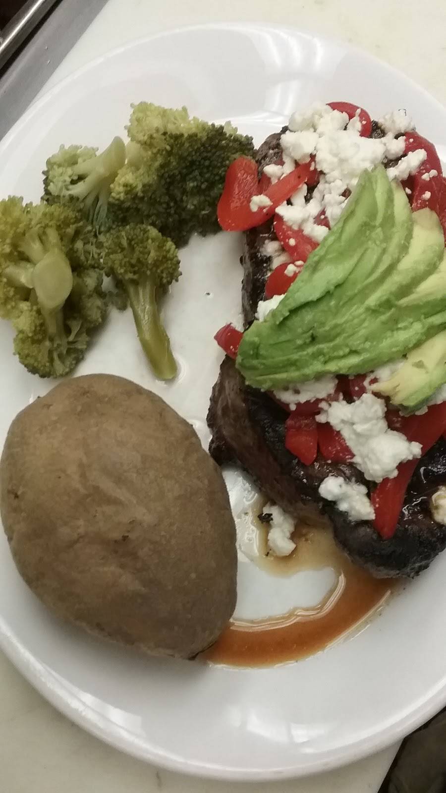 400 East Restaurant | restaurant | 1421 Orleans-Harwich Rd # 21, Harwich, MA 02645, USA | 5084321800 OR +1 508-432-1800