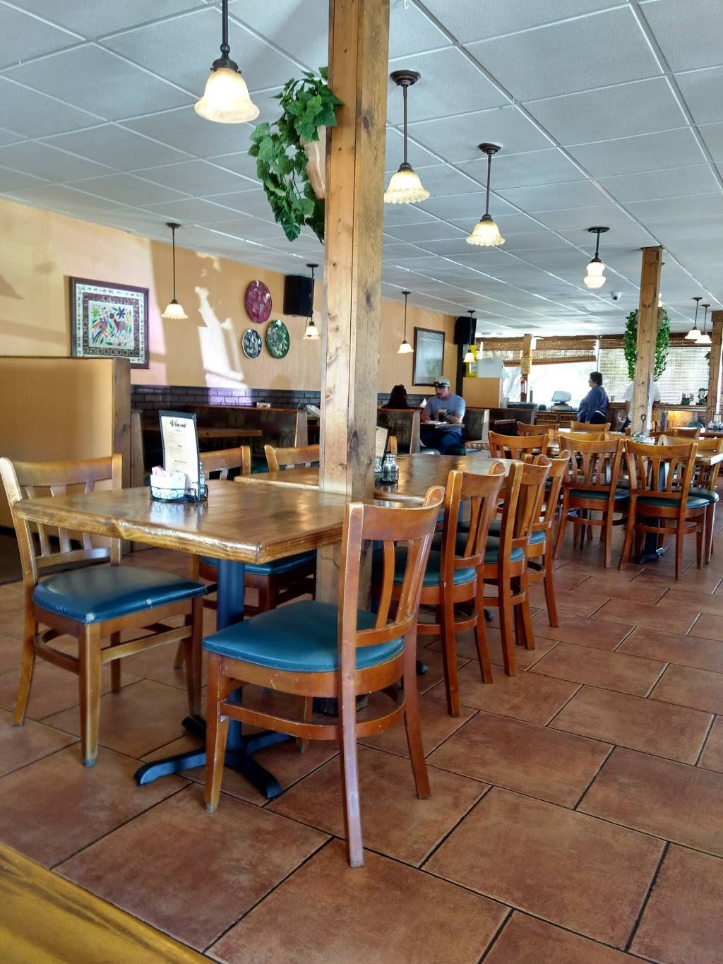 Eduardos Mexican Restaurant | restaurant | 513 W 6th St, Corona, CA 92882, USA | 9513403722 OR +1 951-340-3722