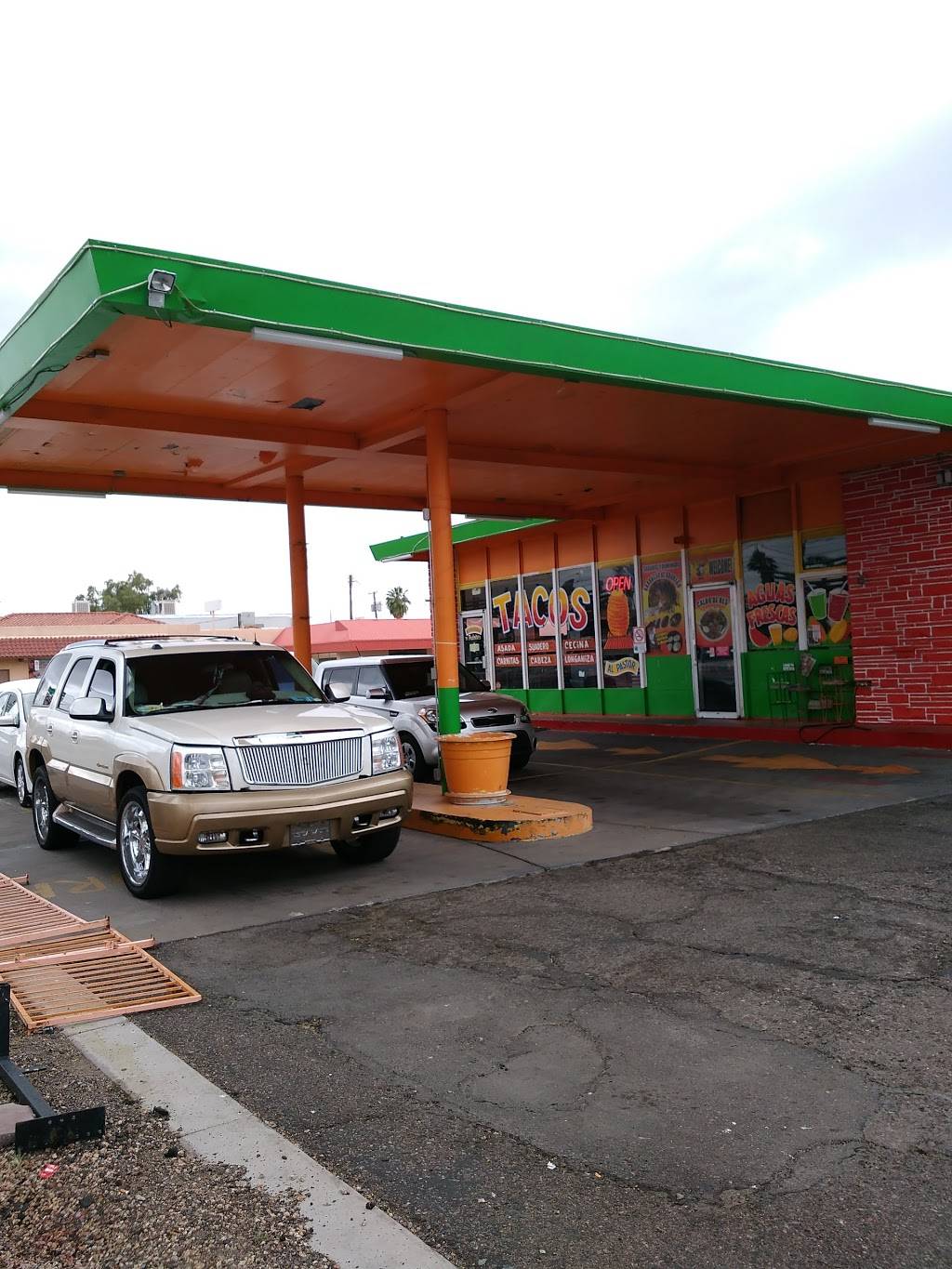 Pedritos Mexican Food | restaurant | 311 W Main St, Mesa, AZ 85210, USA | 4802554301 OR +1 480-255-4301