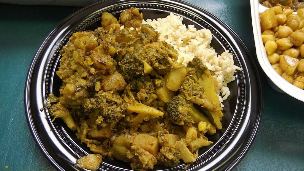 Srees Foods | restaurant | 701 Smithfield St, Pittsburgh, PA 15222, USA | 4128609181 OR +1 412-860-9181