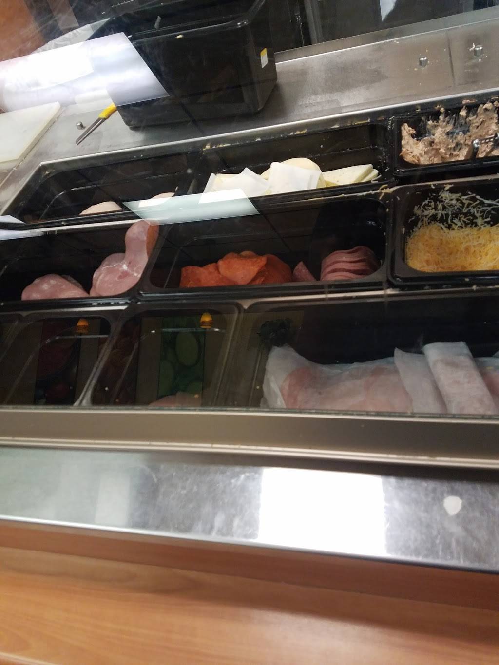 Subway | restaurant | 4414 Market St, Wilmington, NC 28403, USA | 9107625003 OR +1 910-762-5003