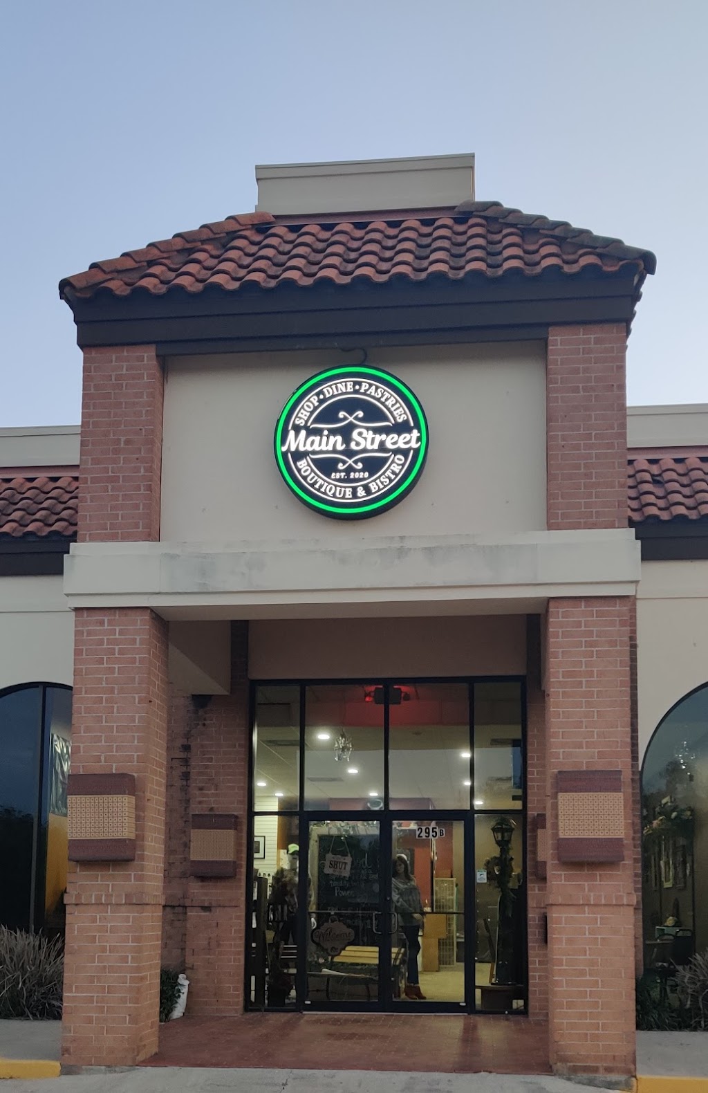 Main Street Boutique & Bistro | restaurant | 295 W. Business 77 Suite B, San Benito, TX 78586, USA | 9562264626 OR +1 956-226-4626