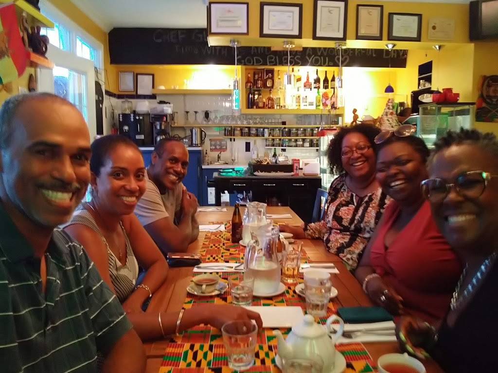 Mr Delicious Patisserie by the Lake | restaurant | 591-617 Liverpool Rd, Pickering, ON L1W 1R1, Canada | 9054203111 OR +1 905-420-3111