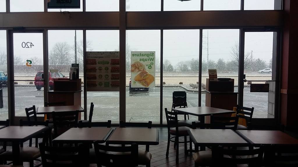 Subway | restaurant | 420 Patrol Rd, Jeffersonville, IN 47130, USA | 8122882188 OR +1 812-288-2188