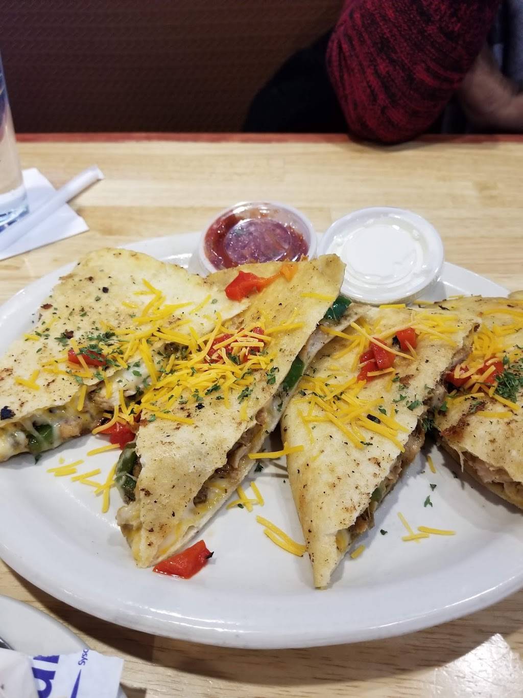 Schooners Grill | restaurant | 12567 Warwick Blvd, Newport News, VA 23606, USA | 7575994144 OR +1 757-599-4144