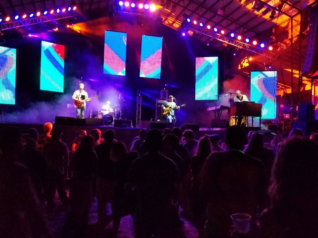 Cosmic Reunion | restaurant | Plattin Creek, Marion Township, MO, French Village, MO 63036, USA | 5733587077 OR +1 573-358-7077