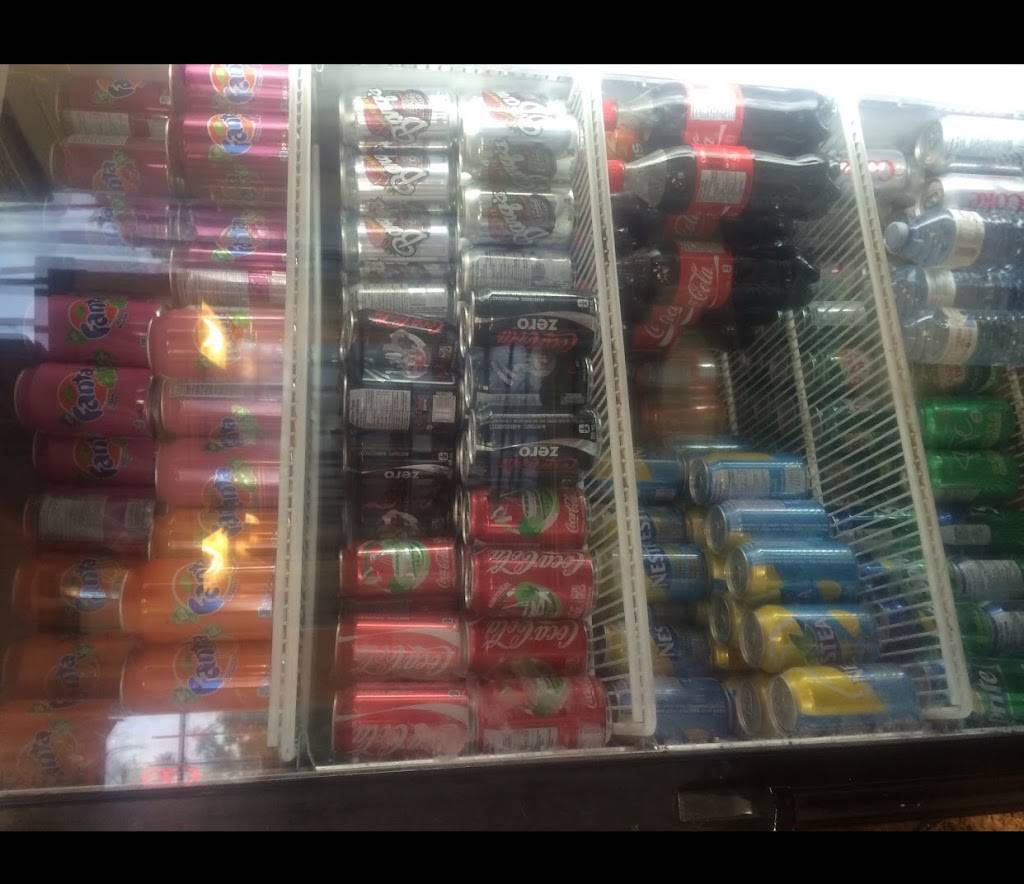 Popular Pizza | restaurant | 499 Ray Lawson Blvd, Brampton, ON L6Y 4E6, Canada | 9058744242 OR +1 905-874-4242