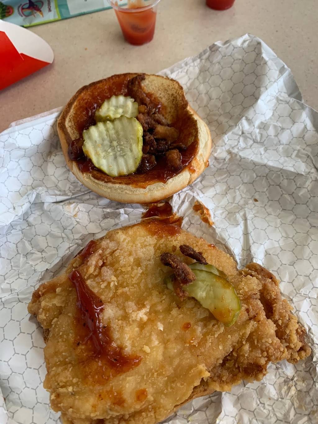 Wendys | restaurant | 10840 Kings Rd, Myrtle Beach, SC 29572, USA | 8434491636 OR +1 843-449-1636