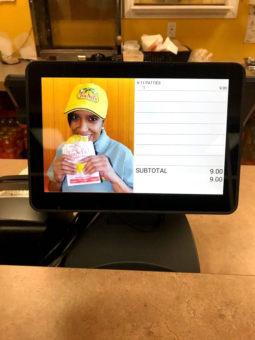 Tinnels West Jamaican Cuisine | restaurant | 6210 Finch Ave W, Etobicoke, ON M9V 0A1, Canada | 4167413519 OR +1 416-741-3519