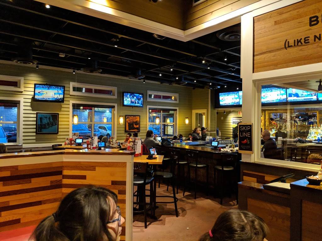 Chilis Grill & Bar | meal takeaway | 1425 Farmington Ave, Bristol, CT 06010, USA | 8605858415 OR +1 860-585-8415