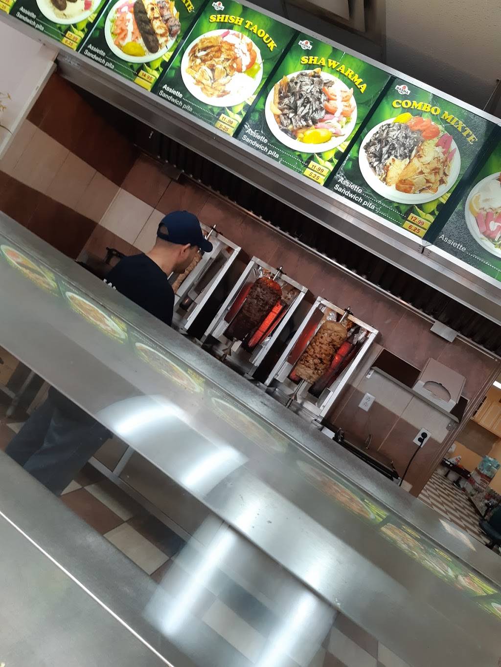 Basha | restaurant | 5590 Boul Henri-Bourassa E, Montréal-Nord, QC H1G 2T3, Canada | 5143291555 OR +1 514-329-1555