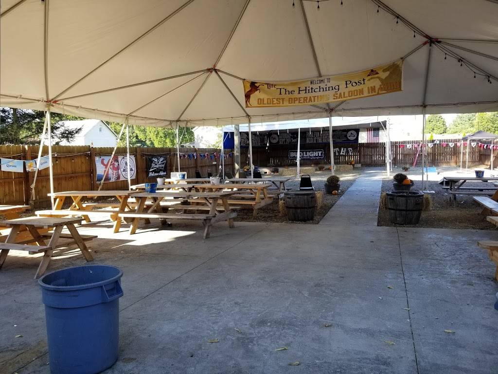 Hitching Post Saloon | restaurant | 4319 Hamilton Richmond Rd, Oxford, OH 45056, USA | 5135242660 OR +1 513-524-2660