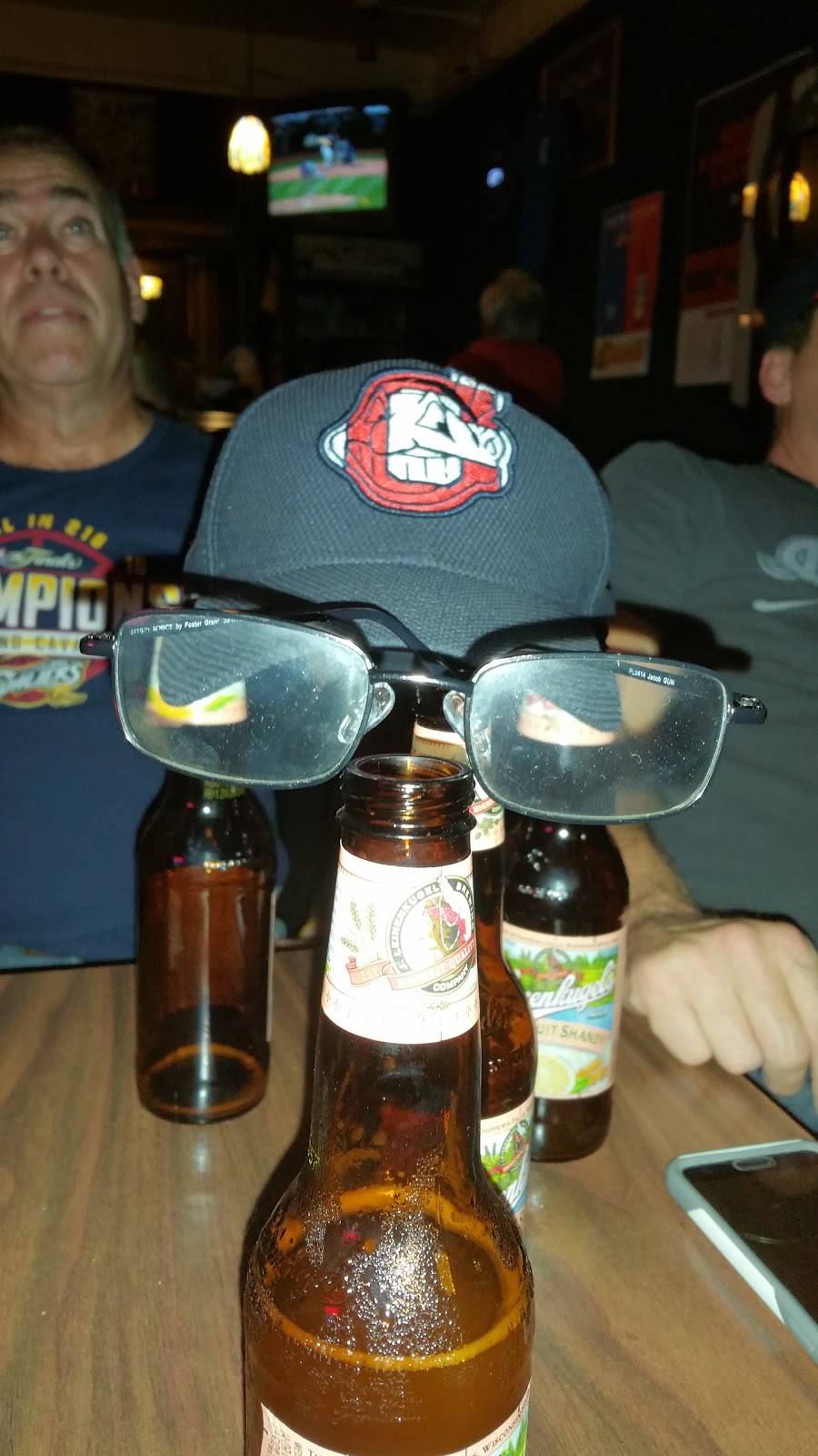 Silver Swan Tavern | restaurant | 2704 Front St, Cuyahoga Falls, OH 44221, USA | 3309285364 OR +1 330-928-5364