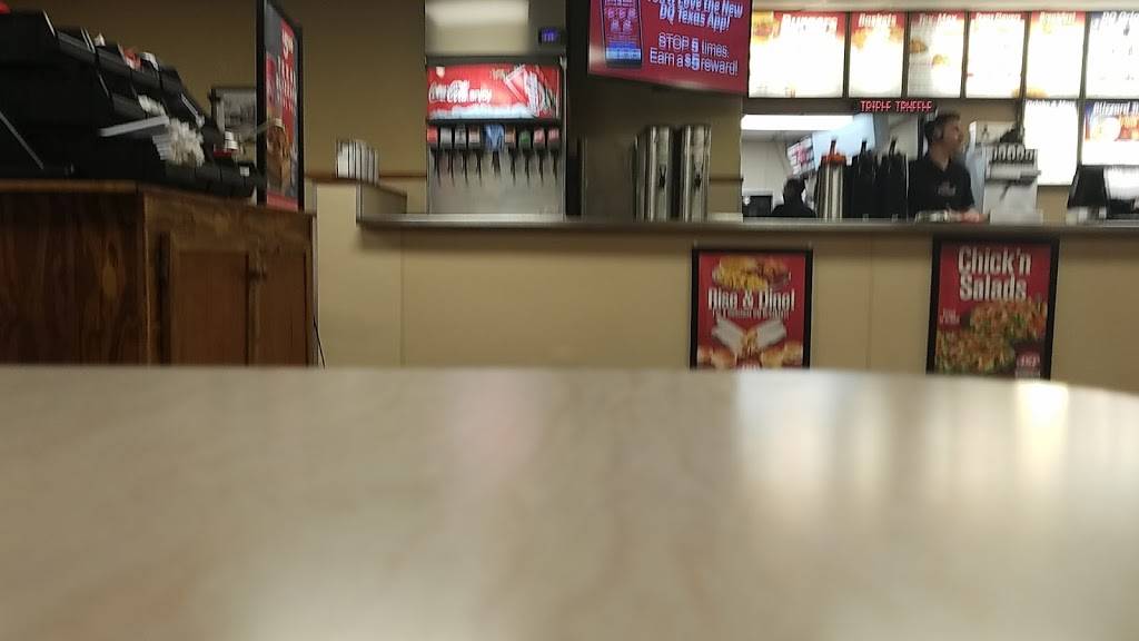 Dairy Queen Store | restaurant | 1503 19th St, Hondo, TX 78861, USA | 8304262211 OR +1 830-426-2211