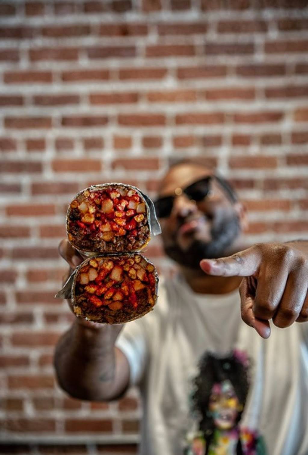 Man vs Fries | restaurant | 2307 International Blvd, Oakland, CA 94606, USA | 5104793449 OR +1 510-479-3449