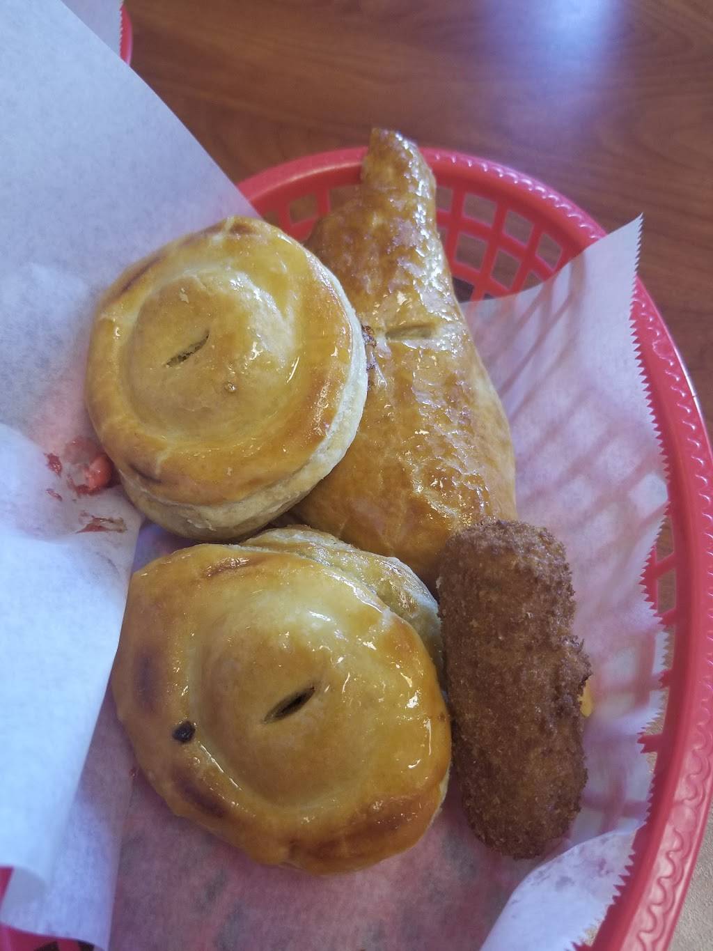 Sweet Bakery Cafeteria | bakery | 1467 N Krome Ave, Homestead, FL 33030, USA | 3052420717 OR +1 305-242-0717