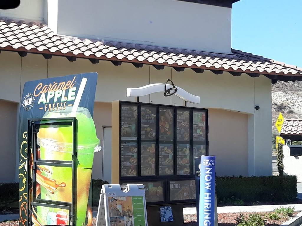 Taco Bell | meal takeaway | 4955 Las Virgenes Rd, Calabasas, CA 91302, USA | 8188805845 OR +1 818-880-5845