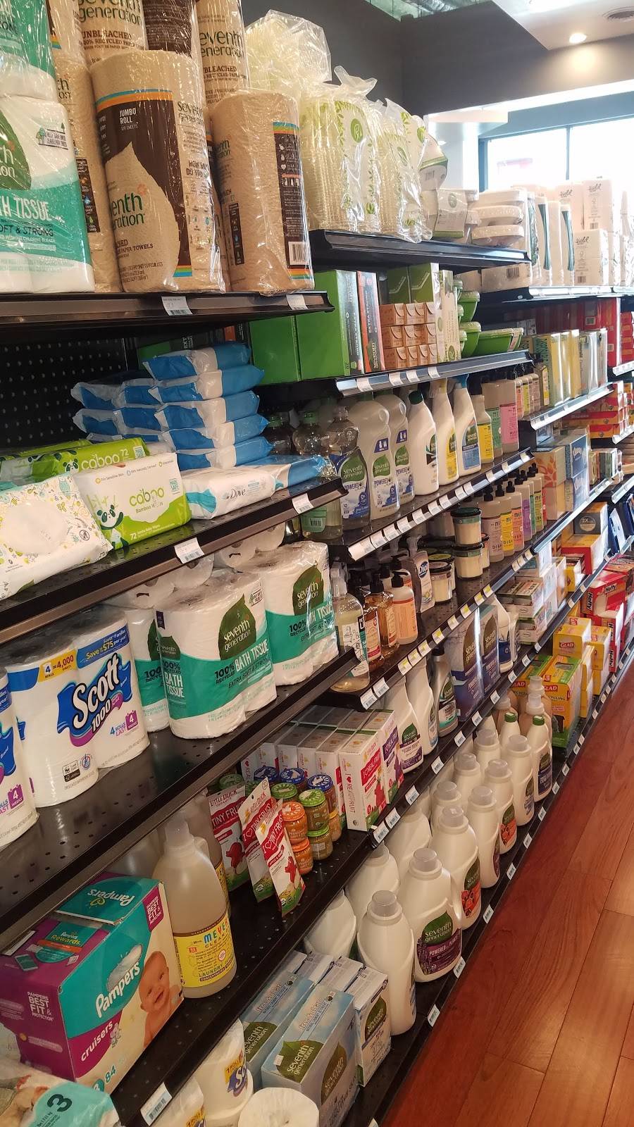 Palm Tree Gourmet | restaurant | 322 N Broad St unit b, Philadelphia, PA 19102, USA | 2153985021 OR +1 215-398-5021