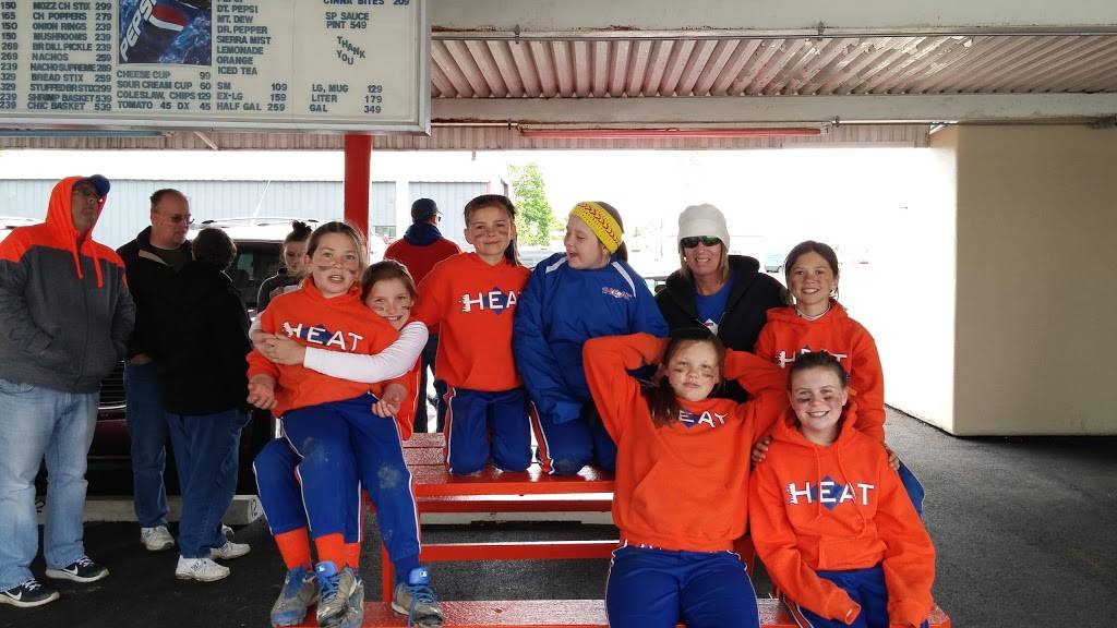 B-K Root Beer | restaurant | 1625 S Wabash St, Wabash, IN 46992, USA | 2605638192 OR +1 260-563-8192