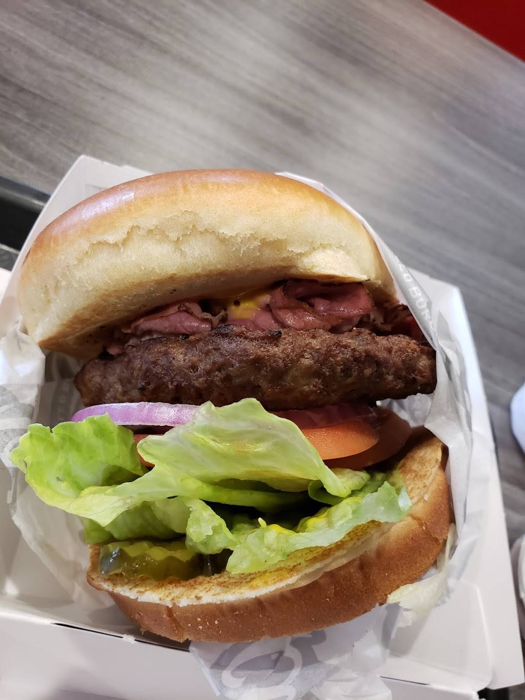 Carls Jr. | restaurant | 1809 E Edinger Ave, Santa Ana, CA 92705, USA | 7149720458 OR +1 714-972-0458