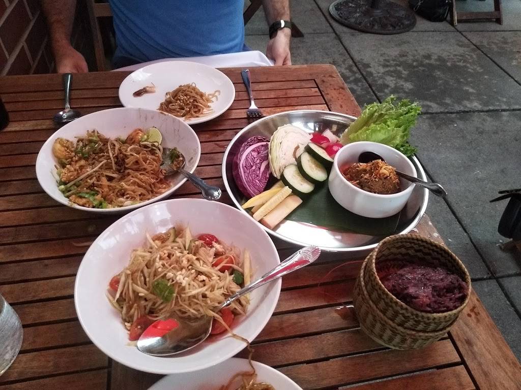 Thip Khao Restaurant | restaurant | 3462 14th St NW, Washington, DC 20010, USA | 2023875426 OR +1 202-387-5426