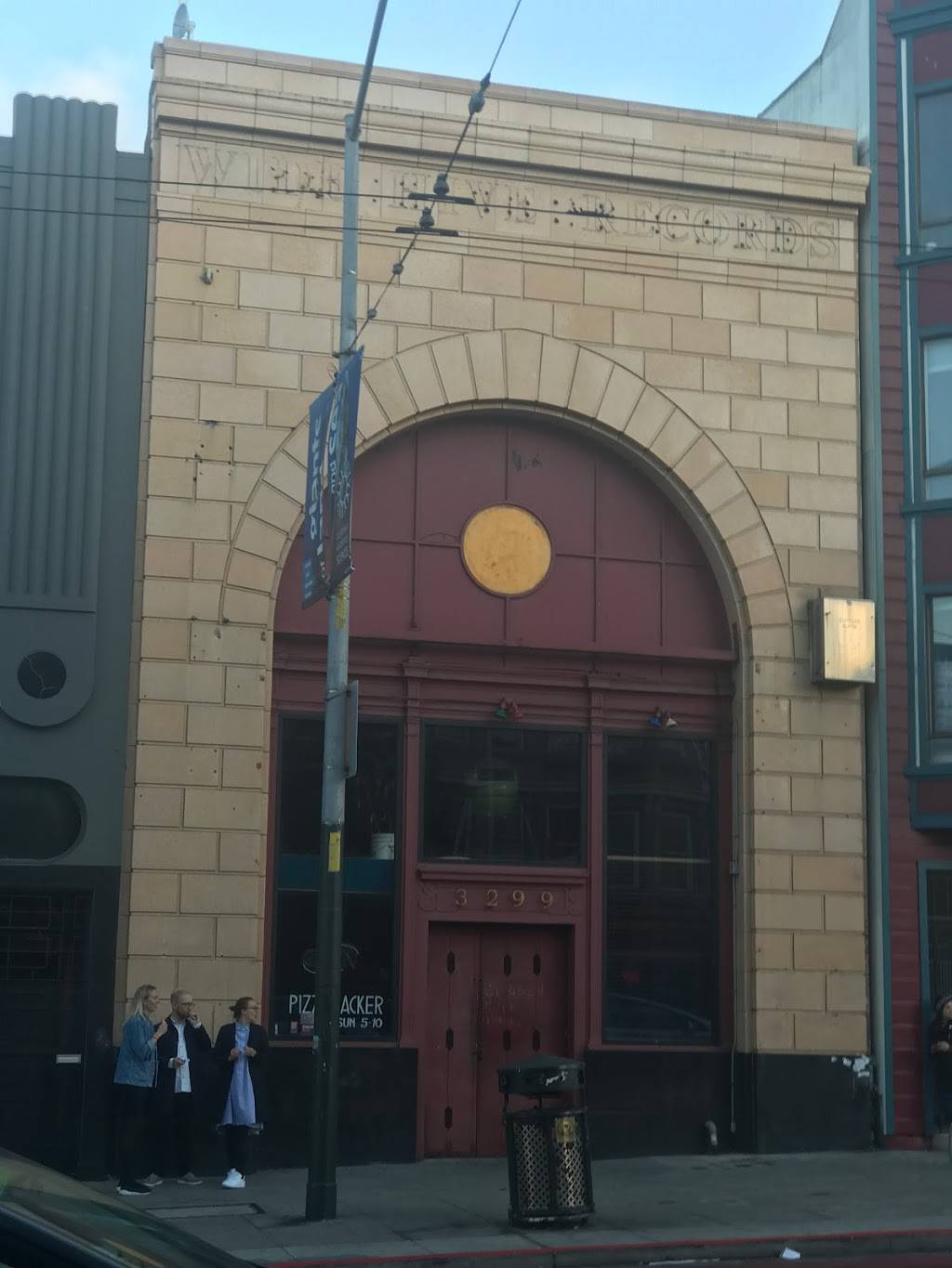 PizzaHacker | meal takeaway | 3299 Mission St, San Francisco, CA 94110, USA | 4152362500 OR +1 415-236-2500