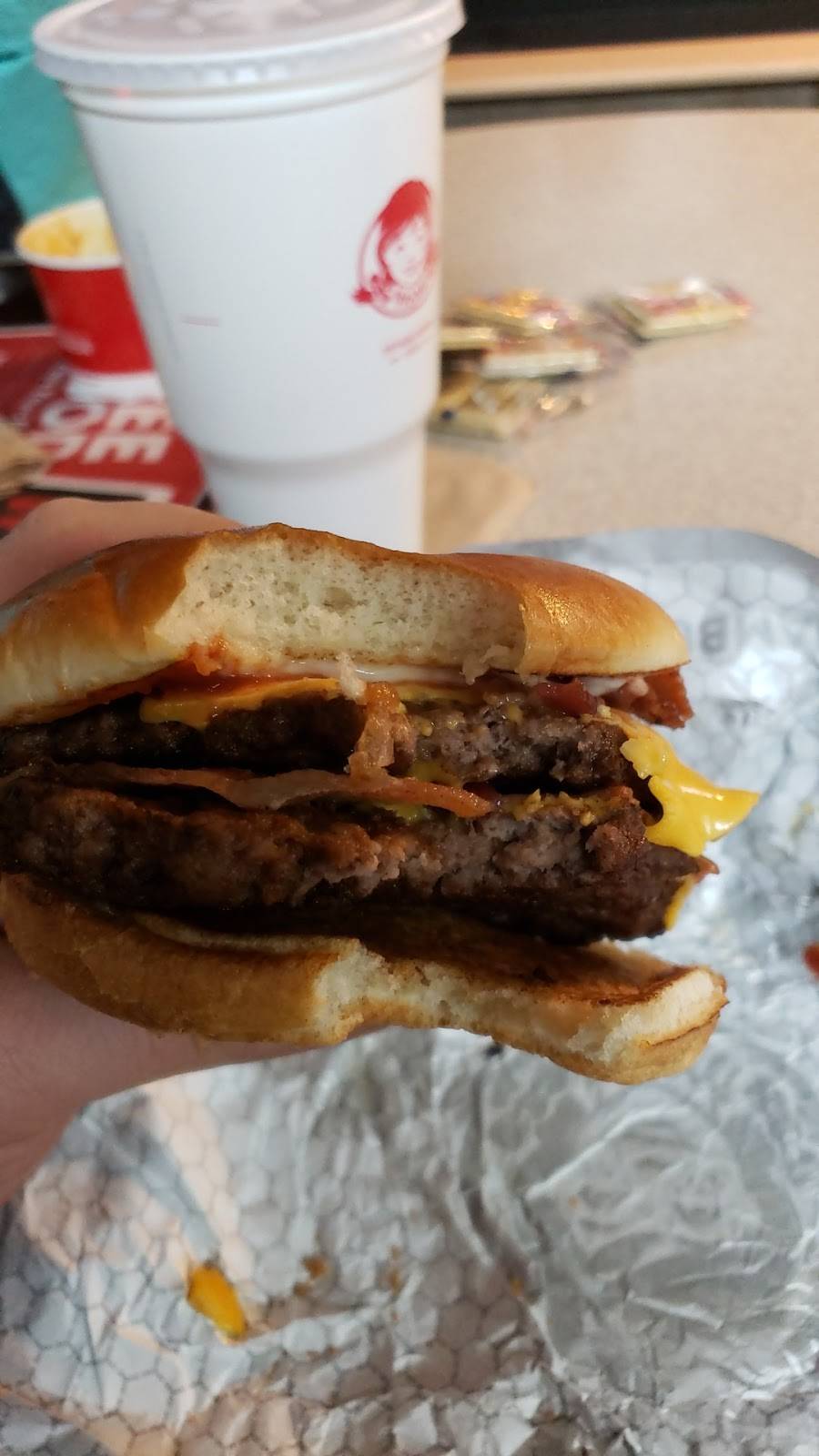 Wendys | restaurant | 1401 S 1st St, Union City, TN 38261, USA | 7318853823 OR +1 731-885-3823